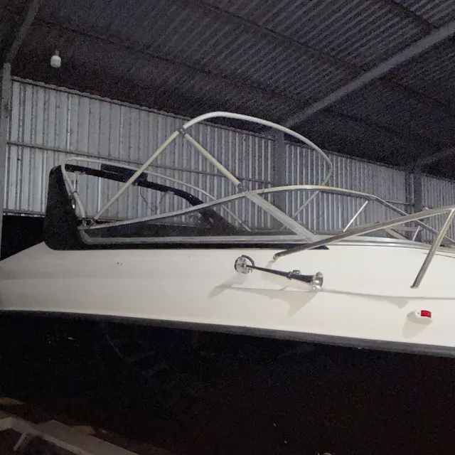 Para-Brisa Marinizado e Deck de Lancha
